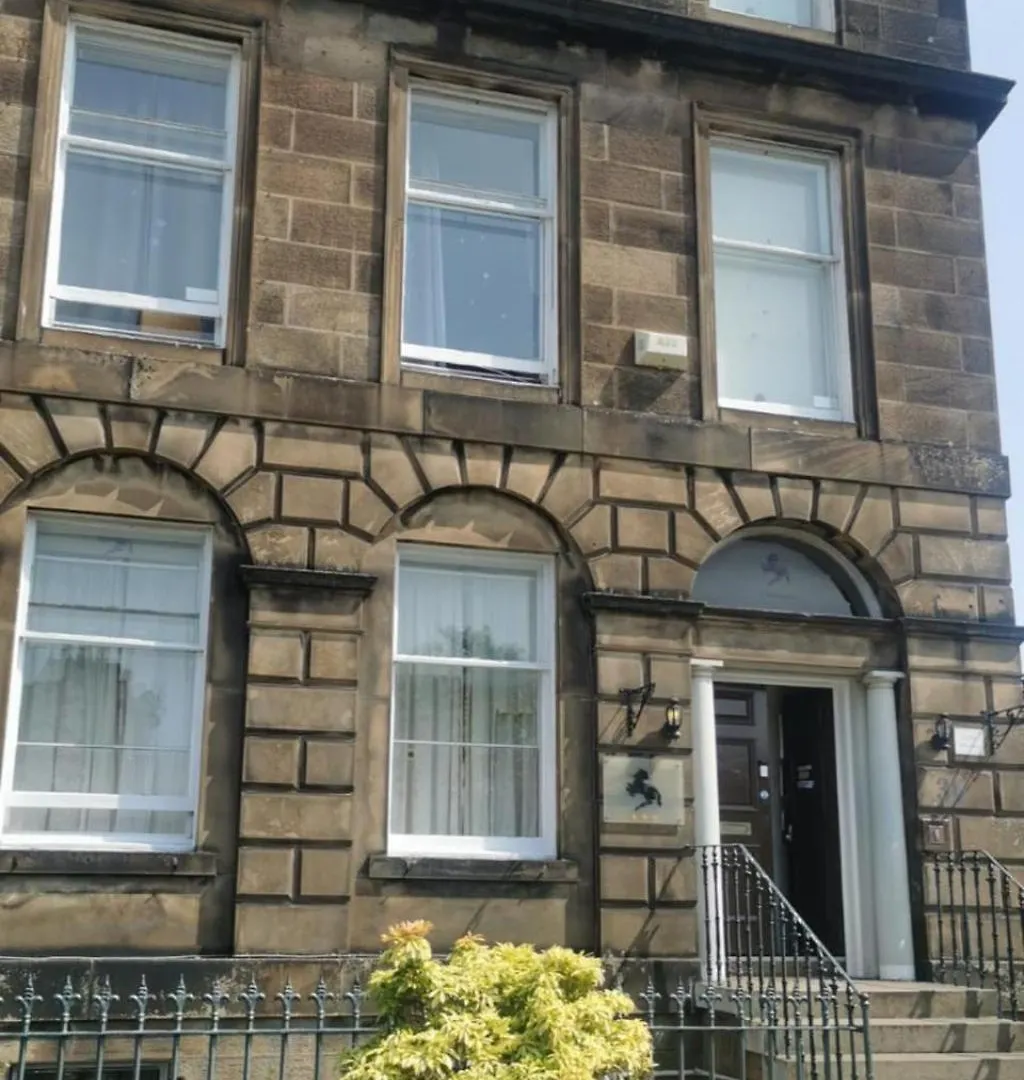 Edinburgh Travel Guest House 0*,