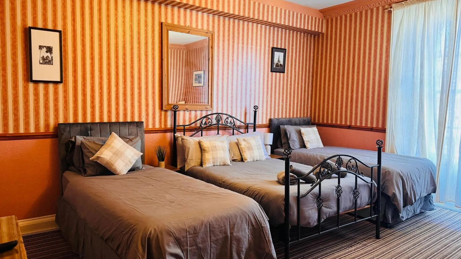 Edinburgh Travel Guest House 0*,  Regno Unito