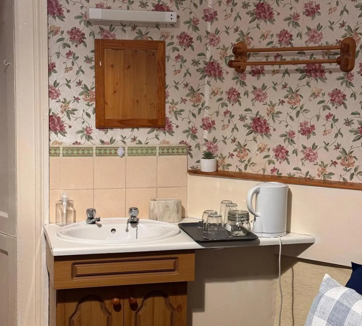 Edinburgh Travel Guest House 0*,  United Kingdom