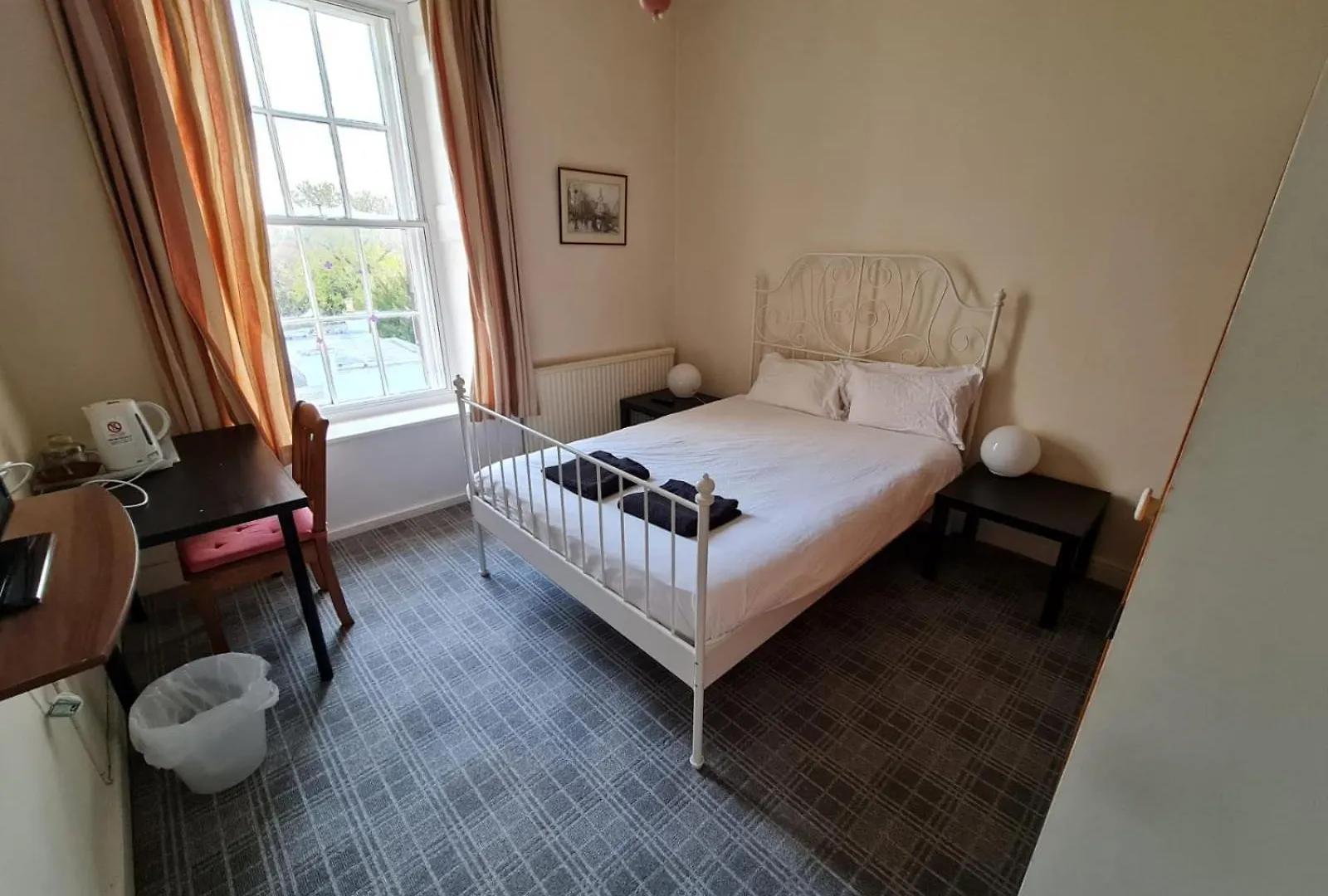 Edinburgh Travel Guest House