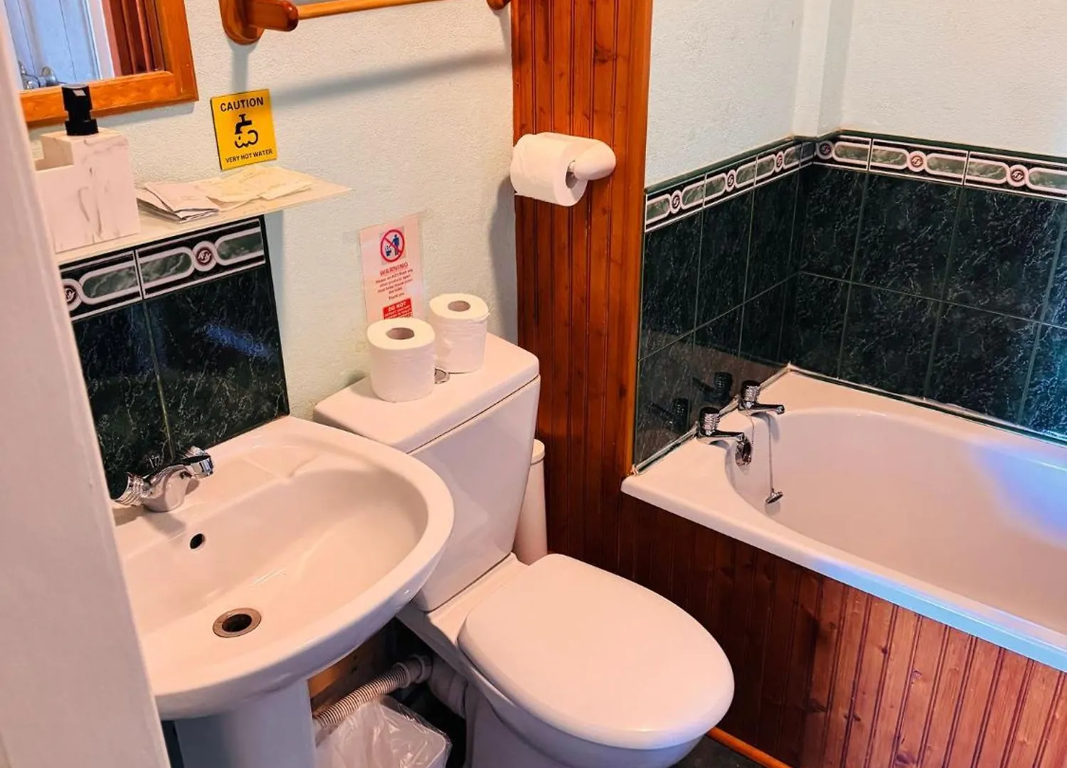 Edinburgh Travel Guest House