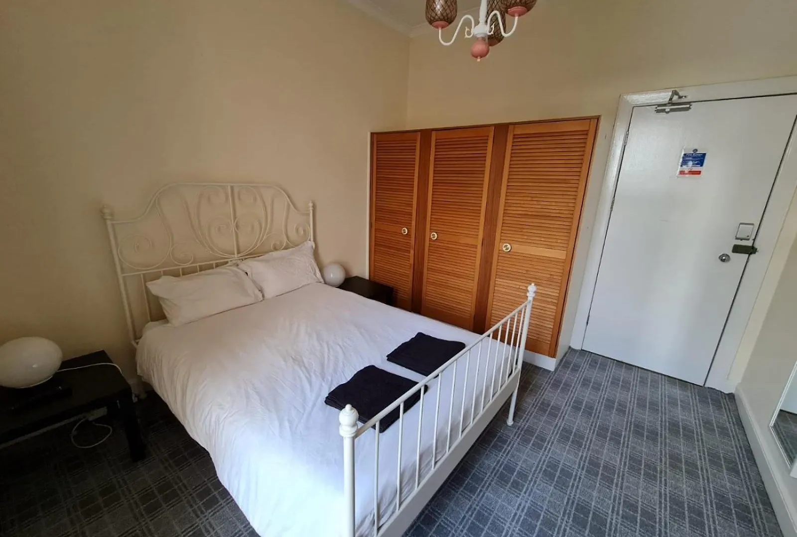 Edinburgh Travel Guest House