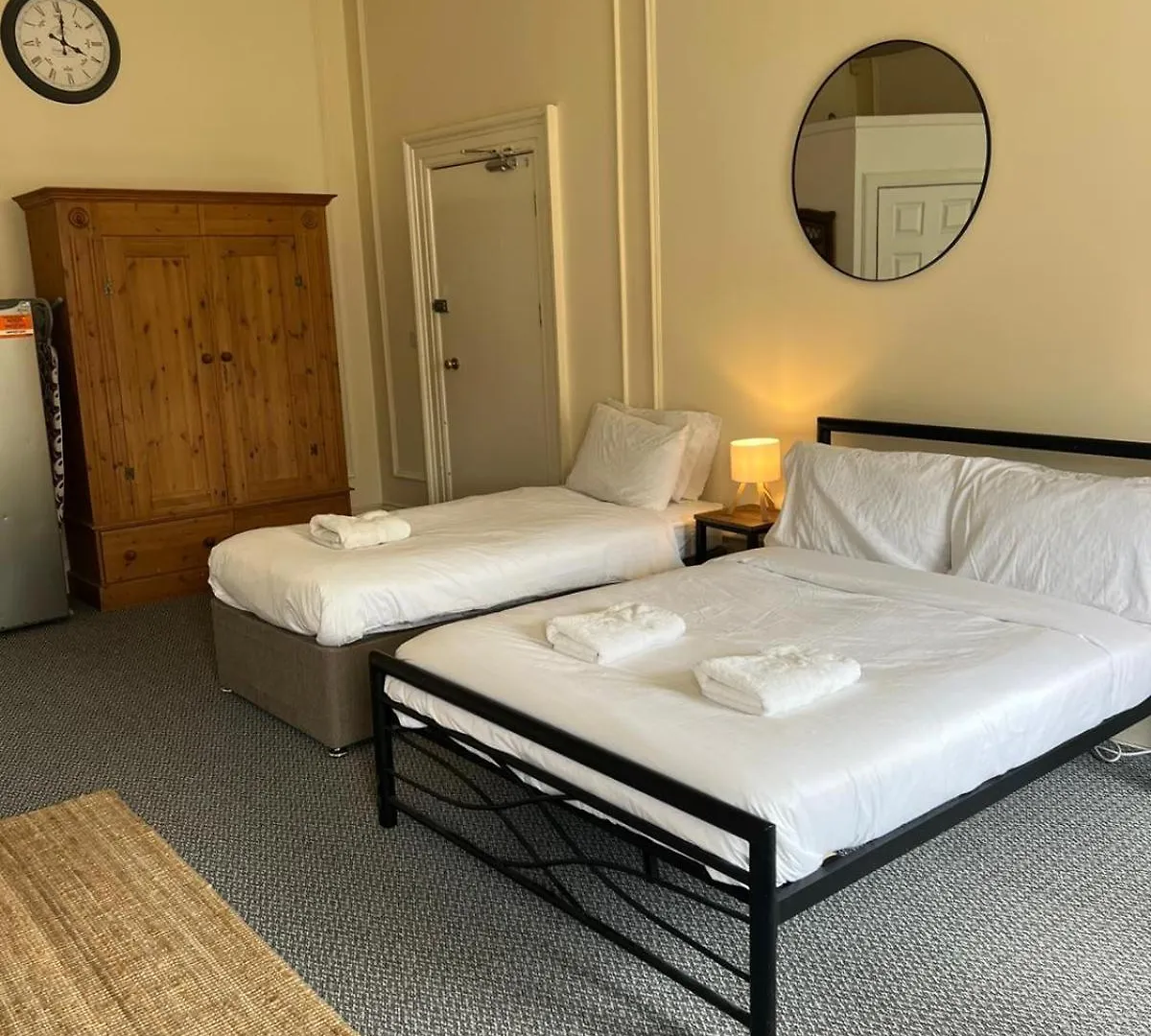 Edinburgh Travel Guest House